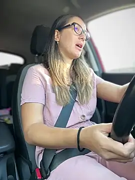 HotXMom online show from 23, 9, 2025