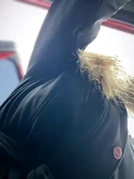 HotXMom online show from 10, 11, 2025