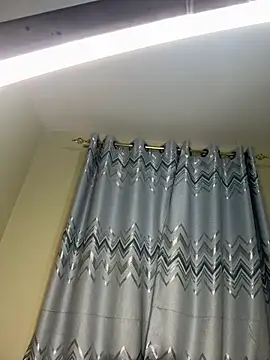 Linahlove online show from 19, 9, 2025