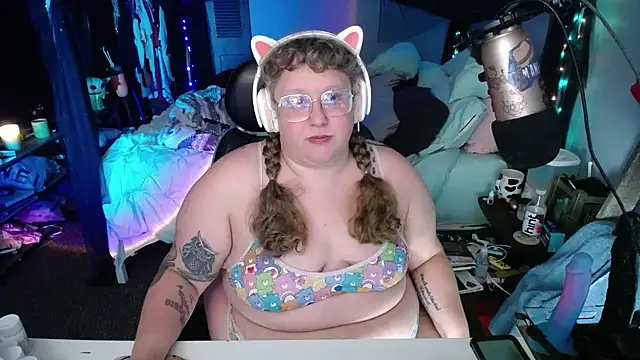 FatVeronica online show from 12, 1, 2025