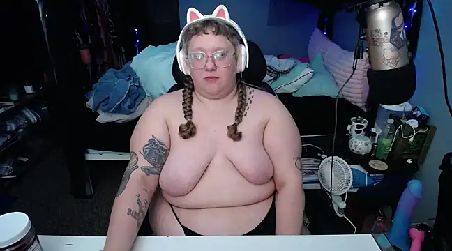 FatVeronica online show from 12, 2, 2025