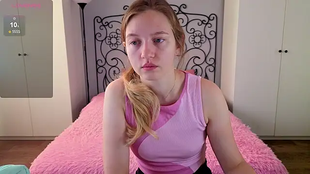 Ksuhesa online show from 19, 10, 2025