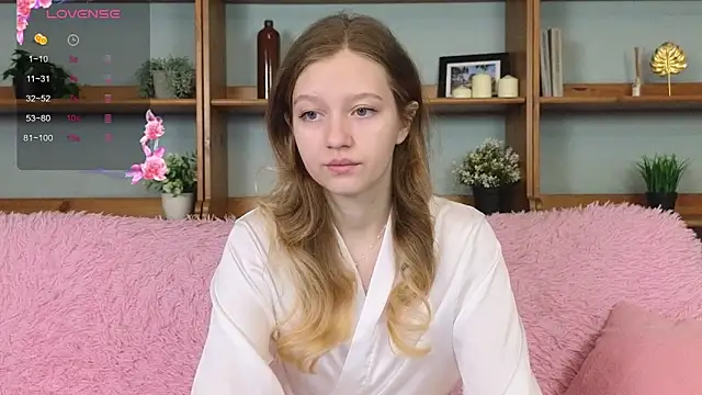 Ksuhesa online show from 25, 11, 2025