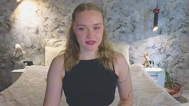 Snapshot of Aurora_Golden1 chatting on 6, 7, 2026 Aurora Golden1 online show from 6, 7, 2026
