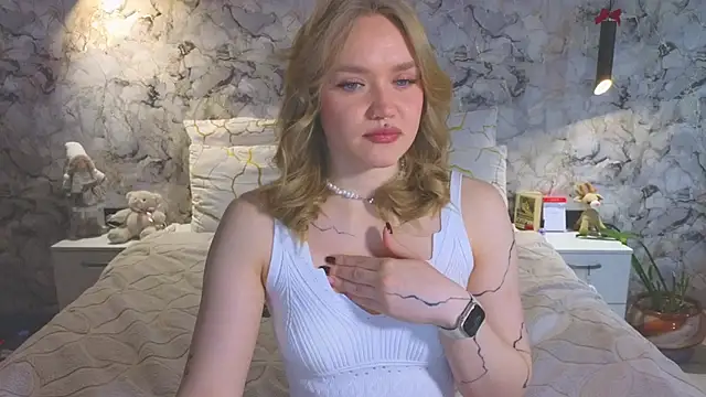 Aurora Golden1 online show from 24, 4, 2026