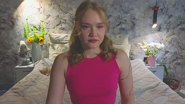 Snapshot of Aurora_Golden1 chatting on 13, 7, 2026 Aurora Golden1 online show from 13, 7, 2026