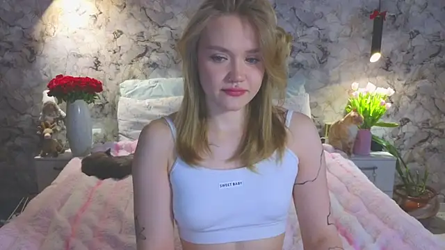 Aurora Golden1 online show from 12, 3, 2026