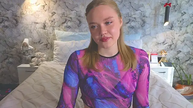 Aurora Golden1 online show from 14, 4, 2026