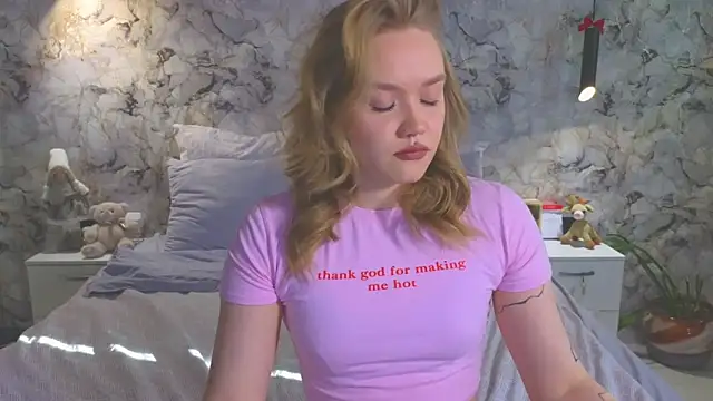 Aurora Golden1 online show from 31, 3, 2026