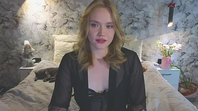 Snapshot of Aurora_Golden1 chatting on 18, 7, 2026 Aurora Golden1 online show from 18, 7, 2026