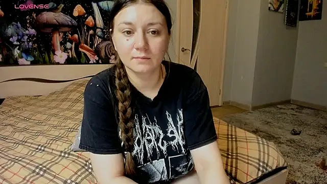 AlisaBacker online show from 10, 10, 2025