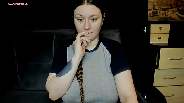 AlisaBacker online show from 15, 5, 2026