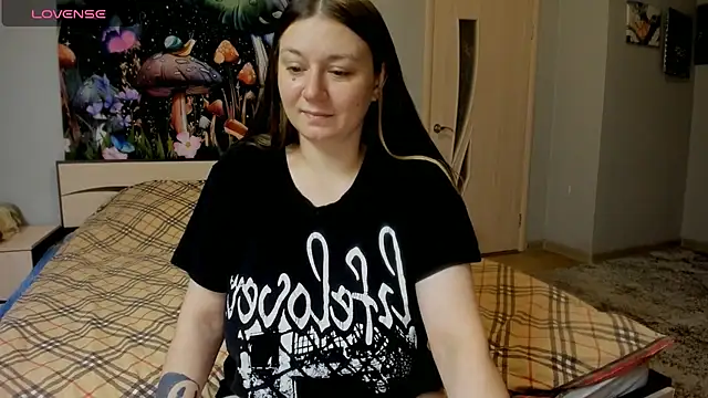 AlisaBacker online show from 5, 10, 2025