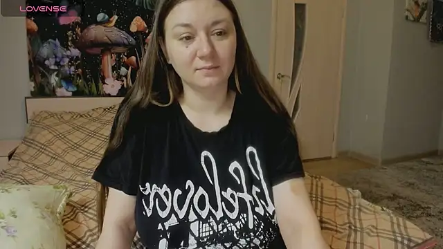 AlisaBacker online show from 30, 10, 2025