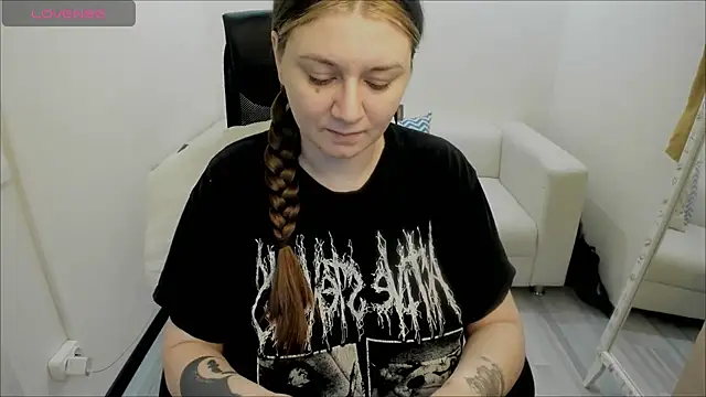 AlisaBacker online show from 3, 1, 2025