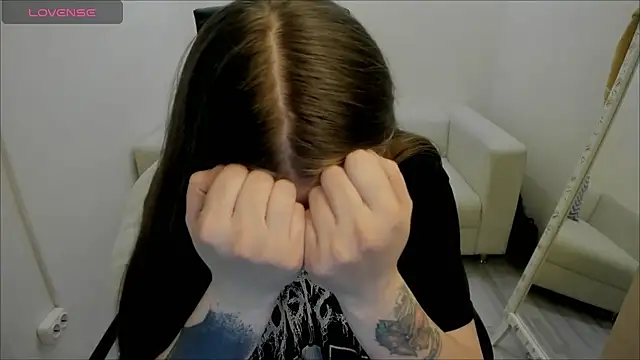 AlisaBacker online show from 9, 1, 2025