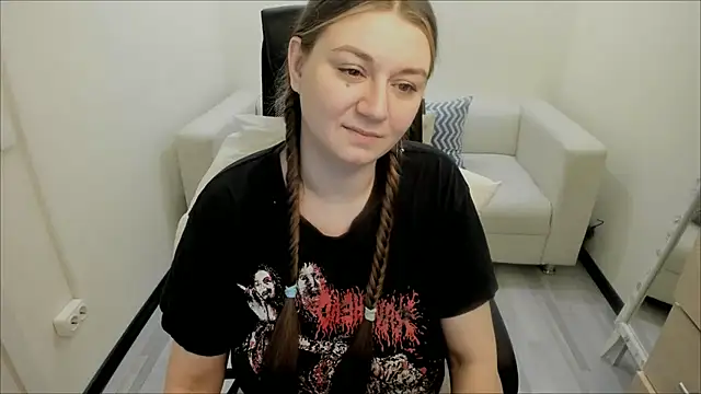 AlisaBacker online show from 11, 2, 2025