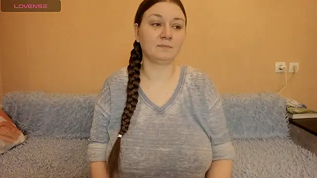 AlisaBacker online show from 9, 1, 2026