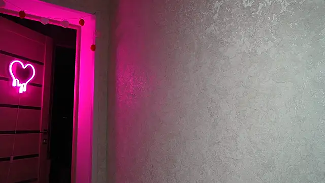 soffy  kisss online show from 7, 3, 2025