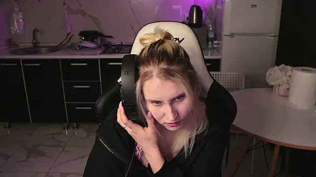 MertyXX online show from 12, 4, 2026