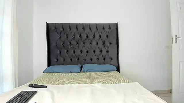 Ass-Queen online show from 23, 10, 2025