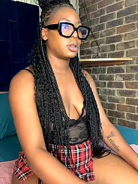 Ass-Queen online show from 10, 9, 2025