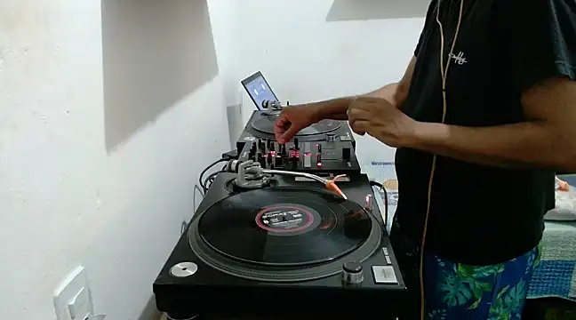 O PanteraNegra Camboy online show from 9, 2, 2025