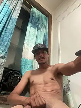 Snapshot of DickJusGrowz chatting on 9, 7, 2026 DickJusGrowz online show from 9, 7, 2026