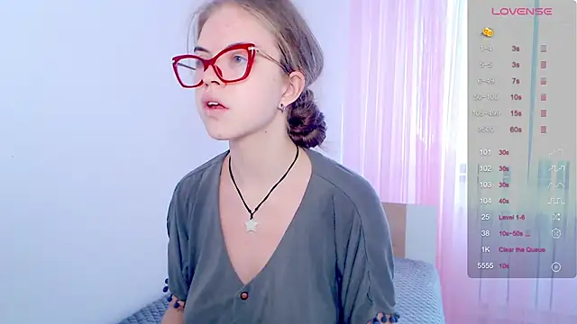 Sarah HS online show from 10, 9, 2025