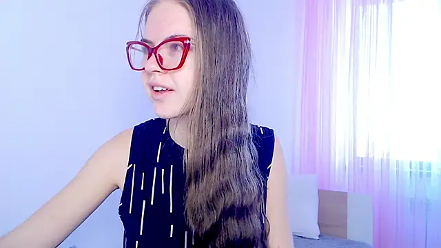 Sarah HS online show from 9, 11, 2025