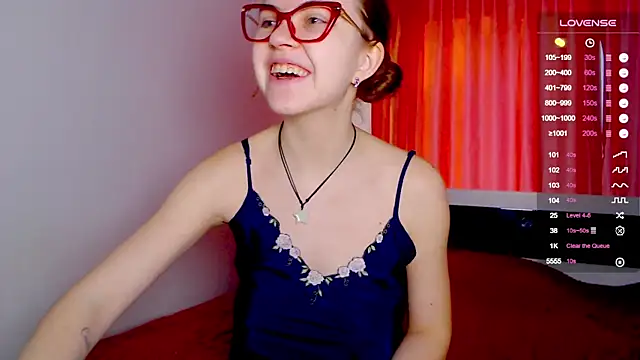 Sarah HS online show from 6, 2, 2025