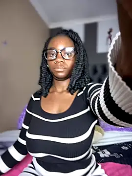 Candy-Heart online show from 31, 10, 2025