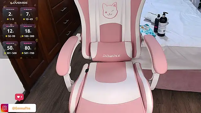 Snapshot of emmars_ chatting on 11, 11, 2025 emmars online show from 11, 11, 2025