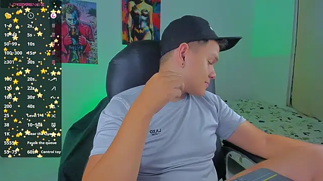 Snapshot of Dunkan_Kravitz chatting on 31, 10, 2025 Dunkan Kravitz online show from 31, 10, 2025