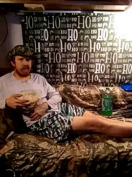 hothippie420 online show from 4, 1, 2025