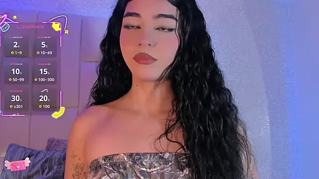 Summer walkerr online show from 14, 9, 2025