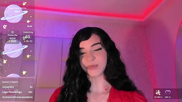 Summer walkerr online show from 14, 2, 2025