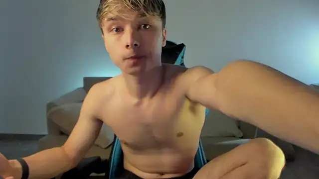 Snapshot of marcusmit chatting on 7, 1, 2025 marcusmit online show from 7, 1, 2025