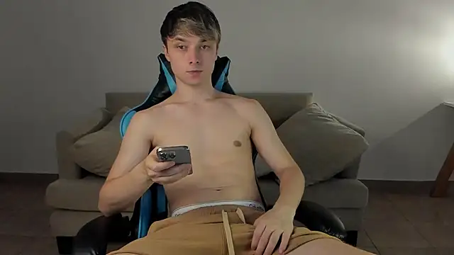 Snapshot of marcusmit chatting on 24, 1, 2025 marcusmit online show from 24, 1, 2025