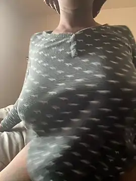 SweetChocolate555 online show from 19, 12, 2024