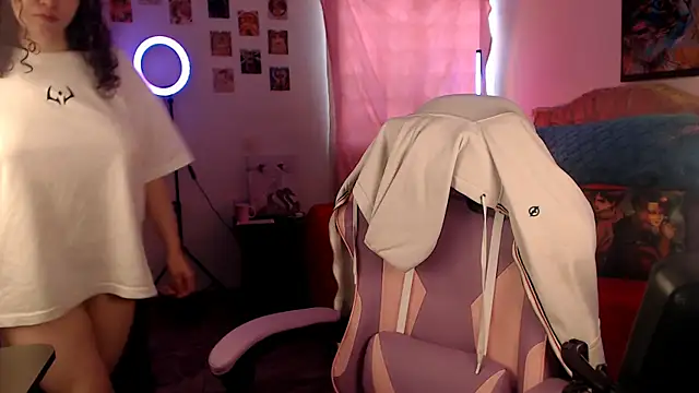 AllyDonfort online show from 10, 2, 2026