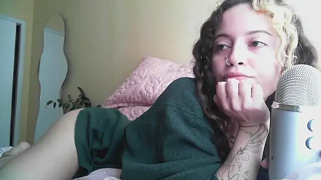 frikigyal online show from 21, 3, 2025