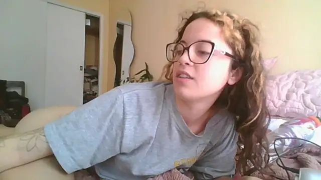 frikigyal online show from 20, 2, 2025