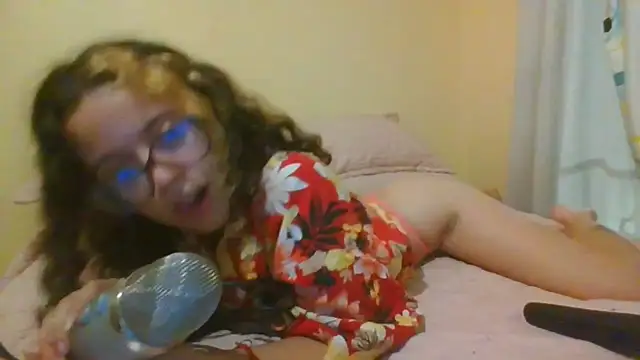 frikigyal online show from 10, 2, 2025