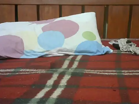 Cute ninah online show from 17, 4, 2026