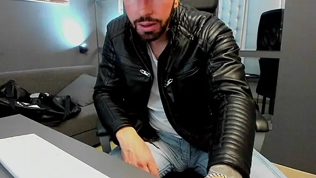 AronGrant online show from 7, 10, 2025