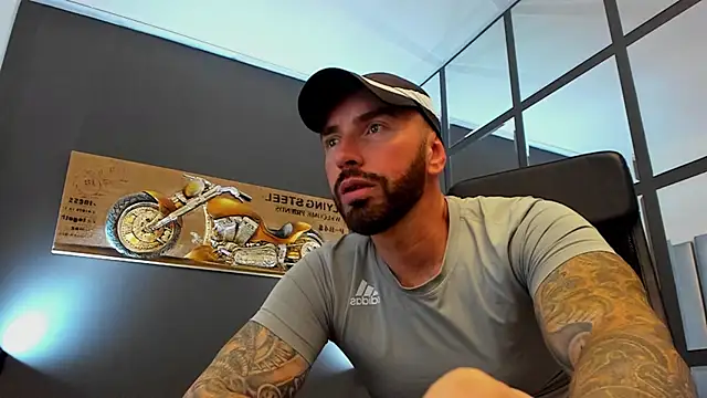 AronGrant online show from 26, 9, 2025