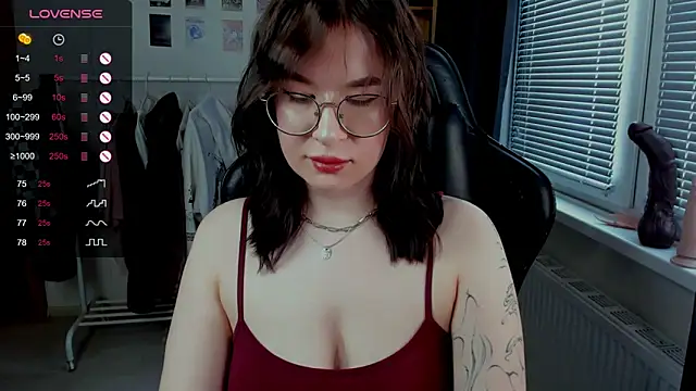 MyNameIsLilith online show from 13, 4, 2026