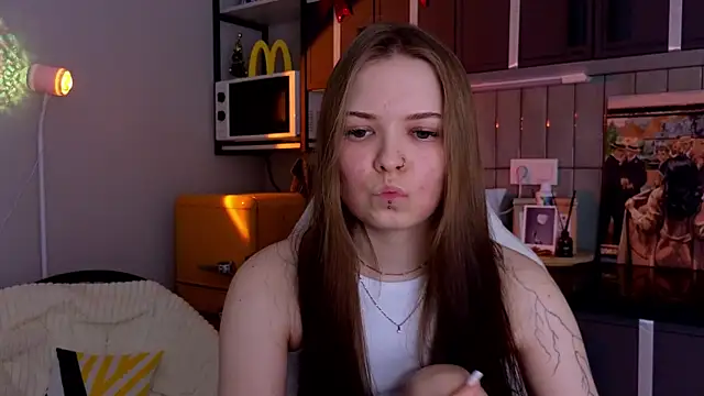 doll lol  online show from 18, 12, 2025