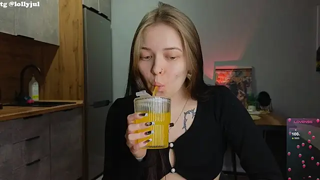 doll lol  online show from 3, 3, 2025